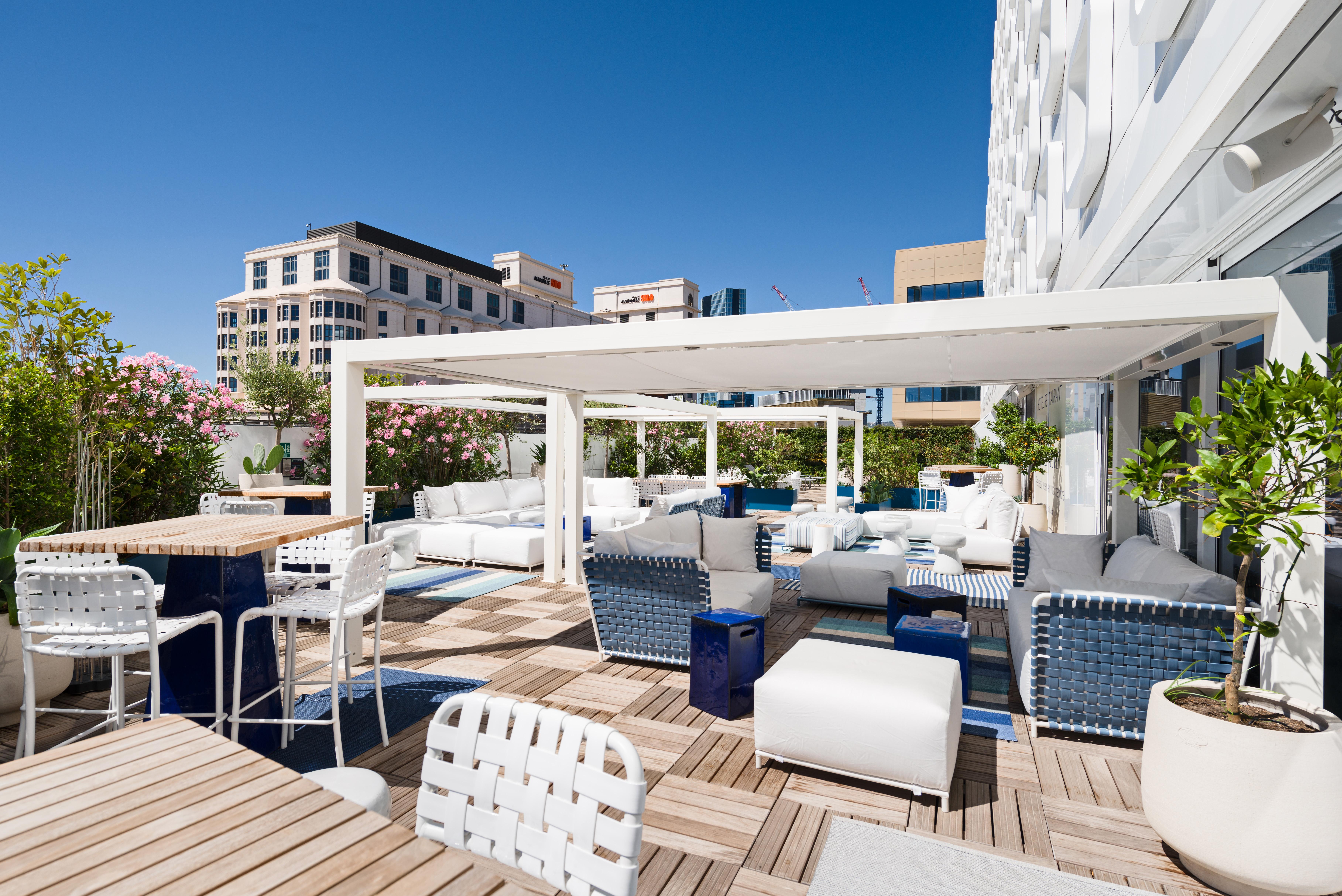 Golden Tulip Marseille Euromed Hotel Exterior photo