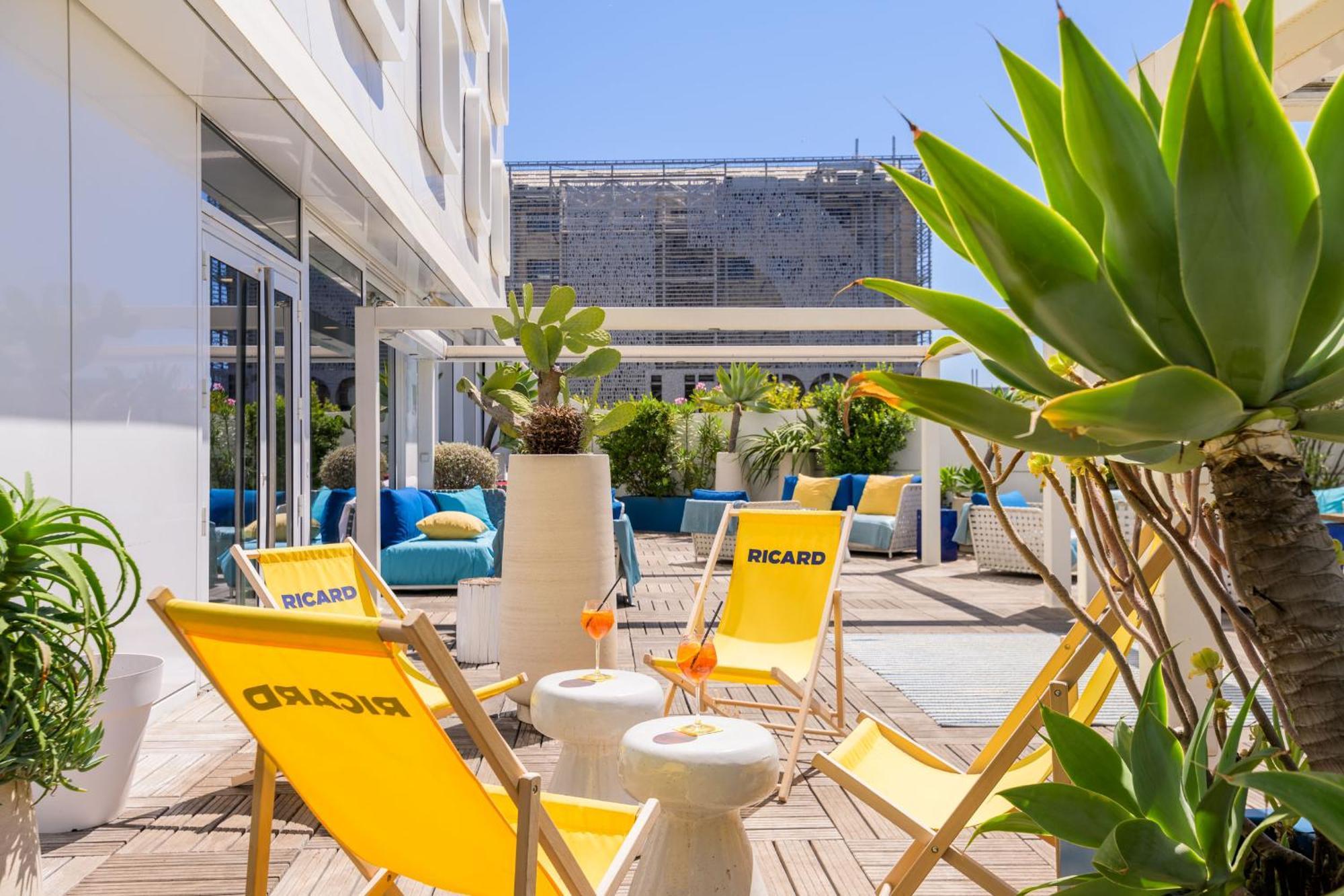 Golden Tulip Marseille Euromed Hotel Exterior photo