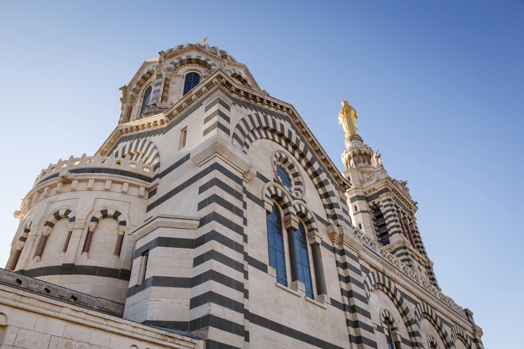 Golden Tulip Marseille Euromed Hotel Exterior photo